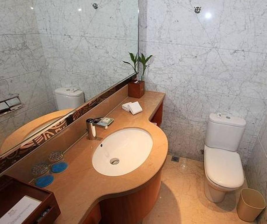 Gloria Grand Hotel Wuxi Уси Экстерьер фото