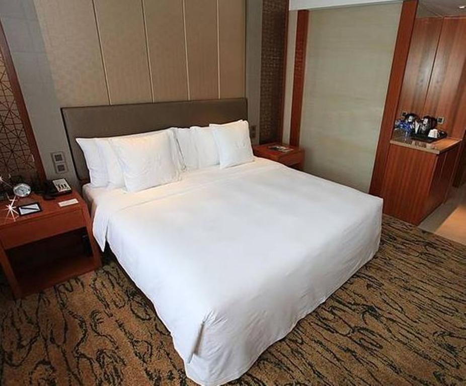 Gloria Grand Hotel Wuxi Уси Экстерьер фото