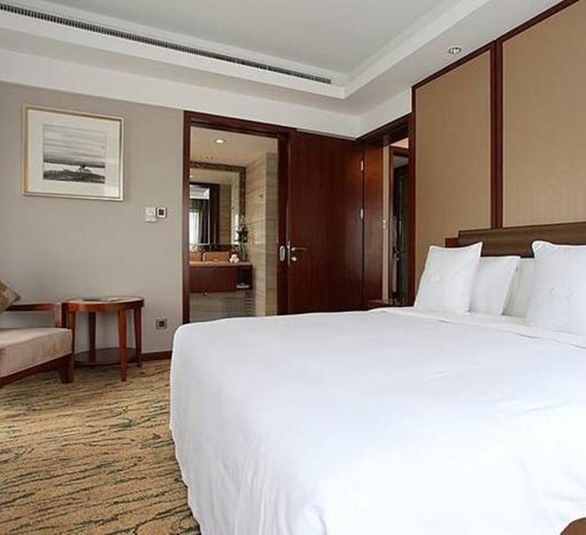 Gloria Grand Hotel Wuxi Уси Экстерьер фото