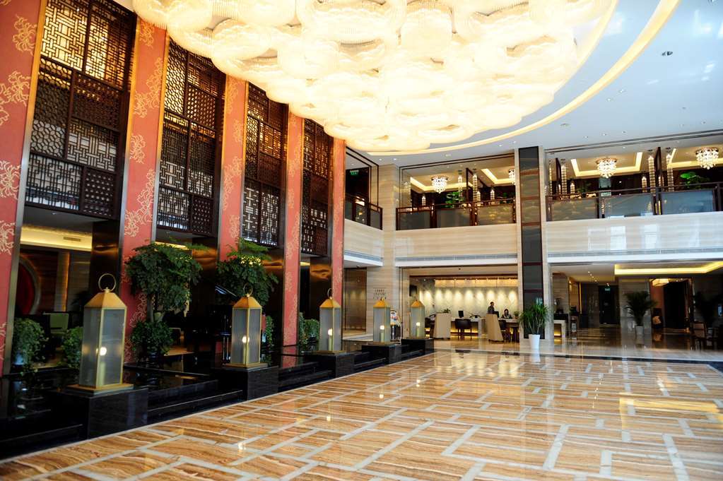 Gloria Grand Hotel Wuxi Уси Интерьер фото